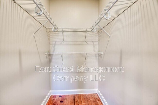 Building Photo - 1623 E Baltimore St