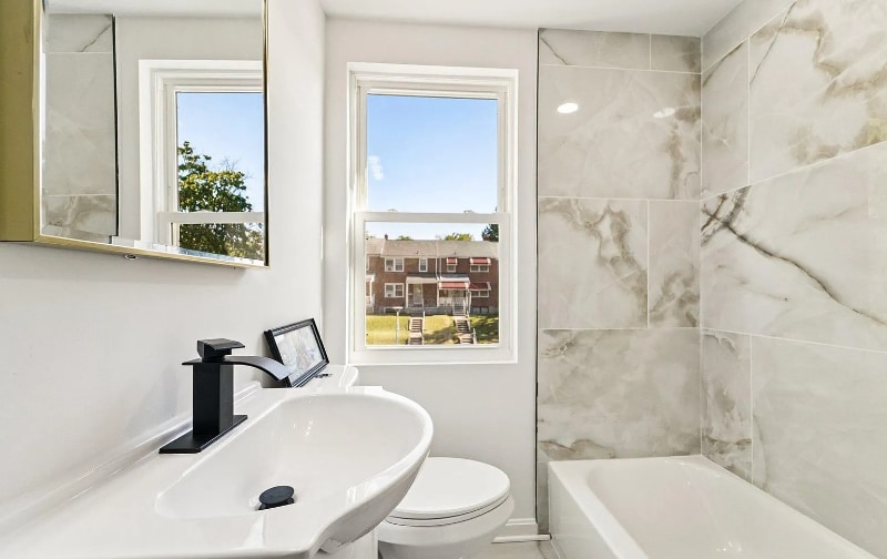 Building Photo - 917 Reverdy Rd