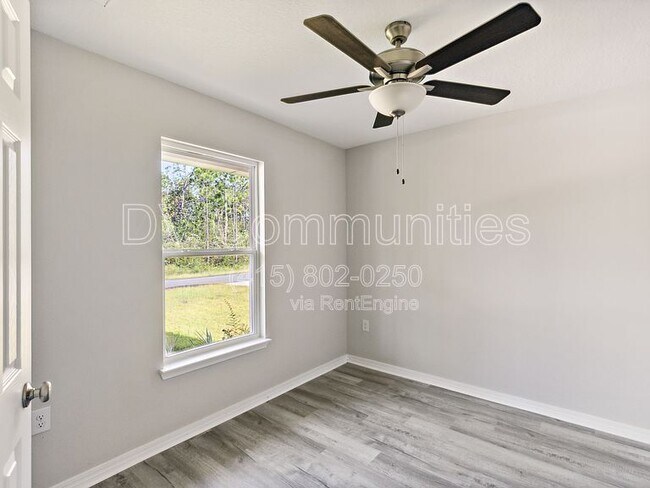 Building Photo - 2888 N 24th Ave