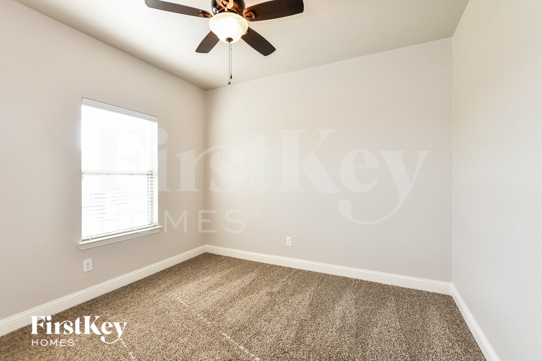 Building Photo - 293 Arbury Dr