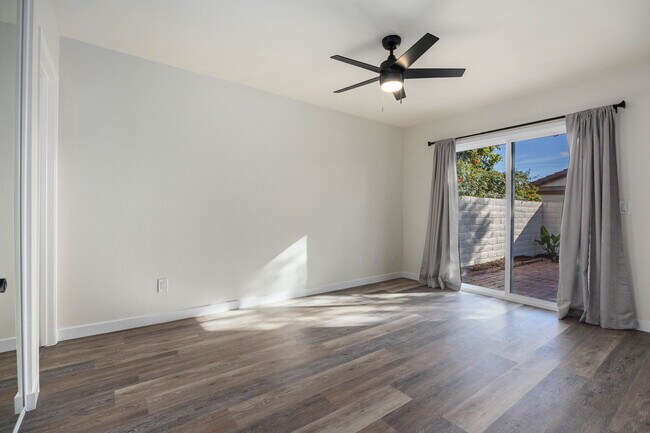 Building Photo - 243 Flame Tree Pl