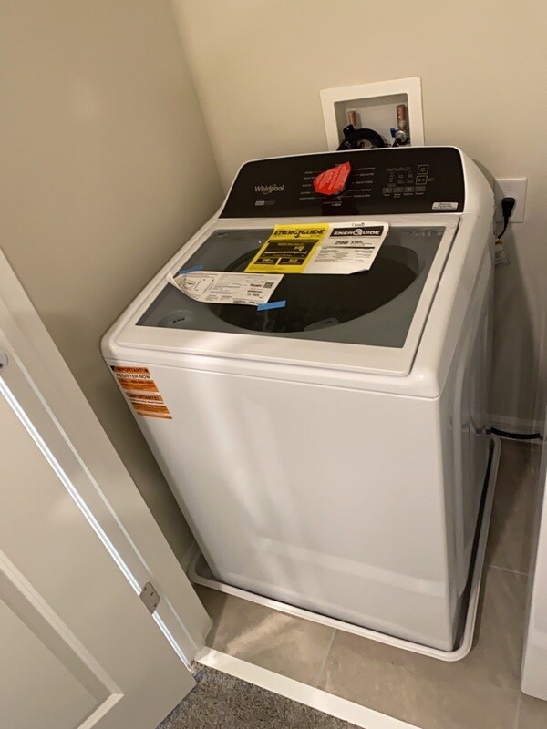 Building Photo - 3109 Emerald Acrs Ln