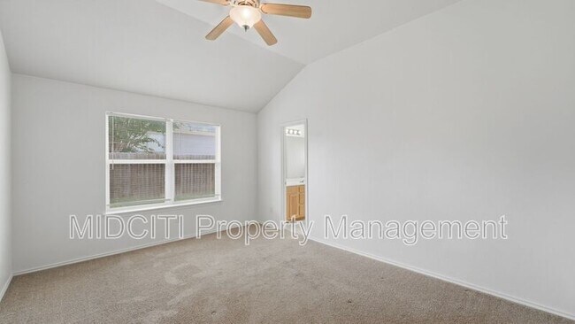 Building Photo - 137 Jerry Lees Trail