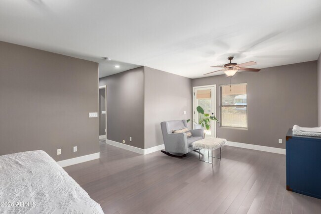 Building Photo - 11430 N 16th St