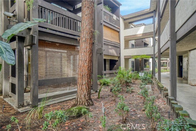 Building Photo - 8650 Gulana Ave