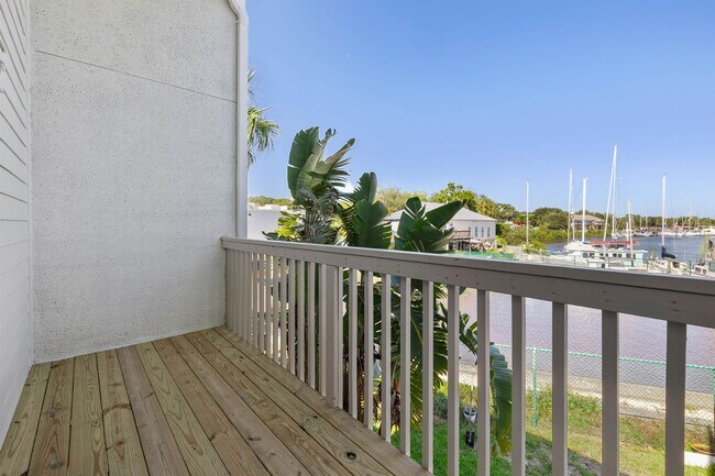 Building Photo - 909 S Ponce De Leon Blvd