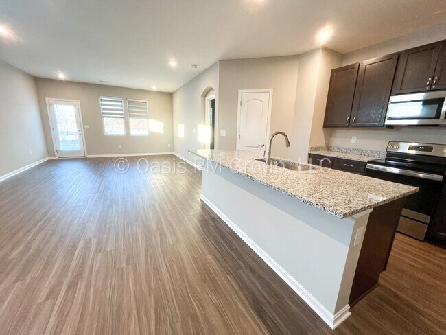 Building Photo - 521 Rochdale Run