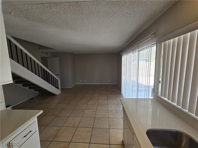 Building Photo - 7550 Silver Leaf Way