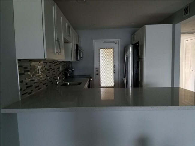 Building Photo - 3100 N Course Ln