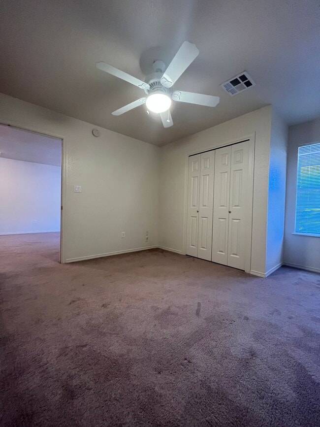 Building Photo - 2 Bedroom/2Bath Duplex Apartment