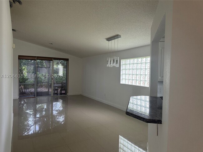 Building Photo - 4141 Sapphire Terrace