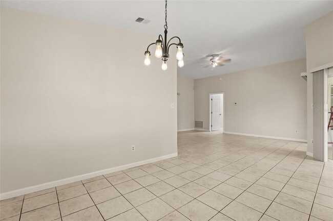 Building Photo - 3075 Woolridge Dr