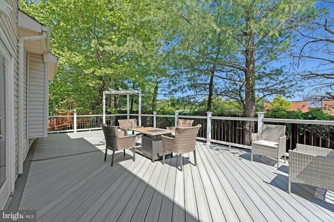 Building Photo - 43612 Winthrop Ct