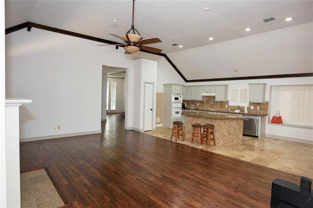 Building Photo - 1149 Valley Oaks Dr