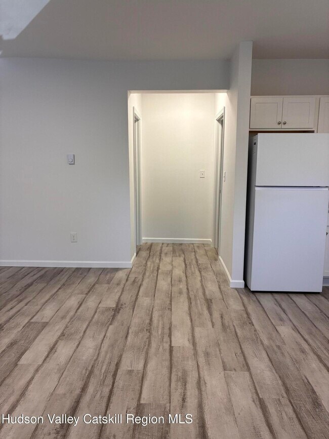 Building Photo - 1154 US-9