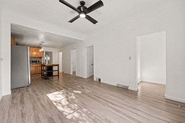 Building Photo - 3537 Lipan St
