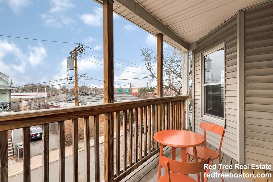 Building Photo - 25 Kensington Ave