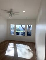 Building Photo - 162 N Ave 23