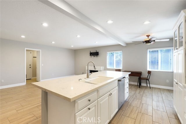 Building Photo - 9513 Sunflower St