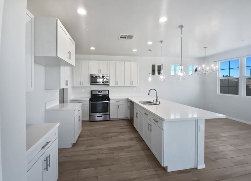 Building Photo - 12420 Tesoro Ct