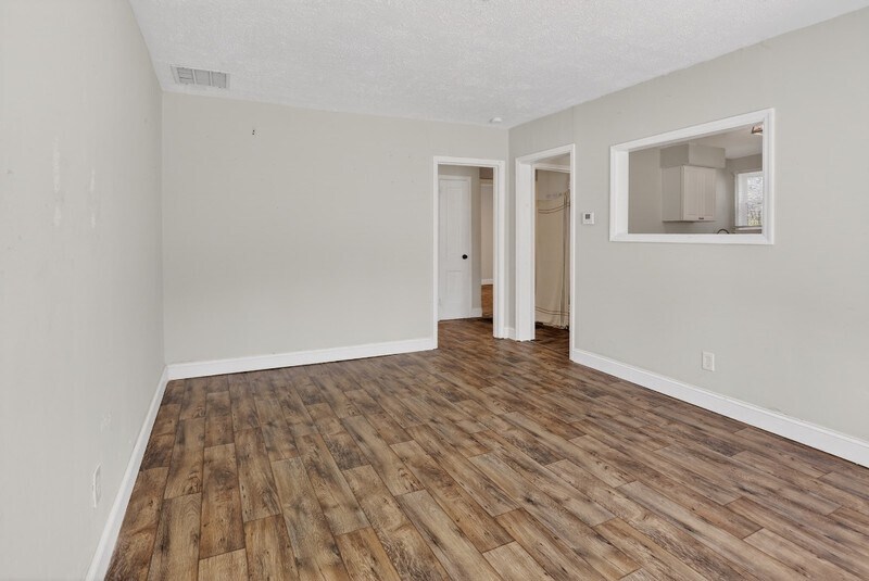 Building Photo - 1361 Byrere Terrace SW