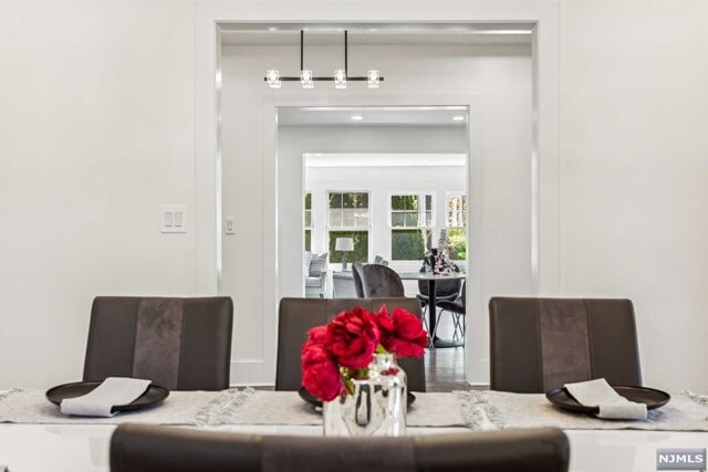 Building Photo - 648 E Broad St