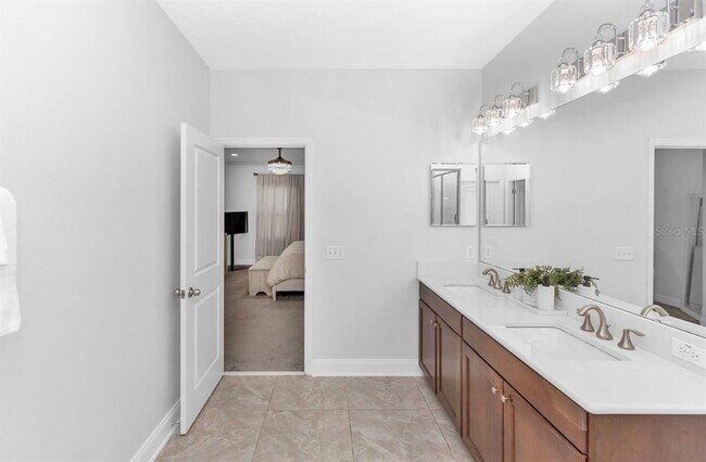 Building Photo - 16750 Abbey Hill Ct