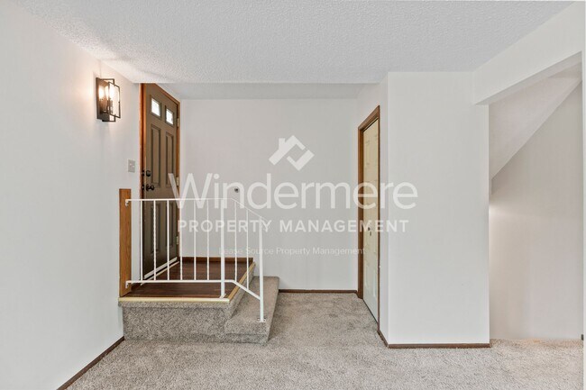 Building Photo - Freshly Updated 2 Bed 1 Bath Spokane Valley property with detached garage / Shop