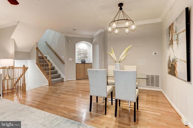 Building Photo - 6564 Trask Terrace