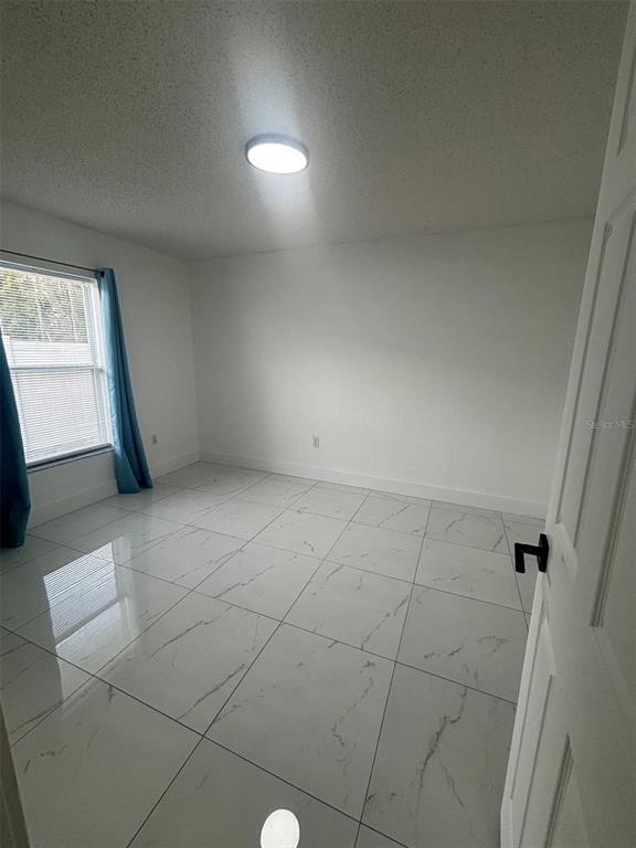 Building Photo - 2222 Champlain Ave