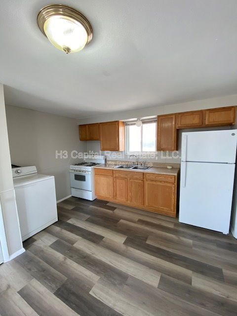 Building Photo - 140 Harnett Ave