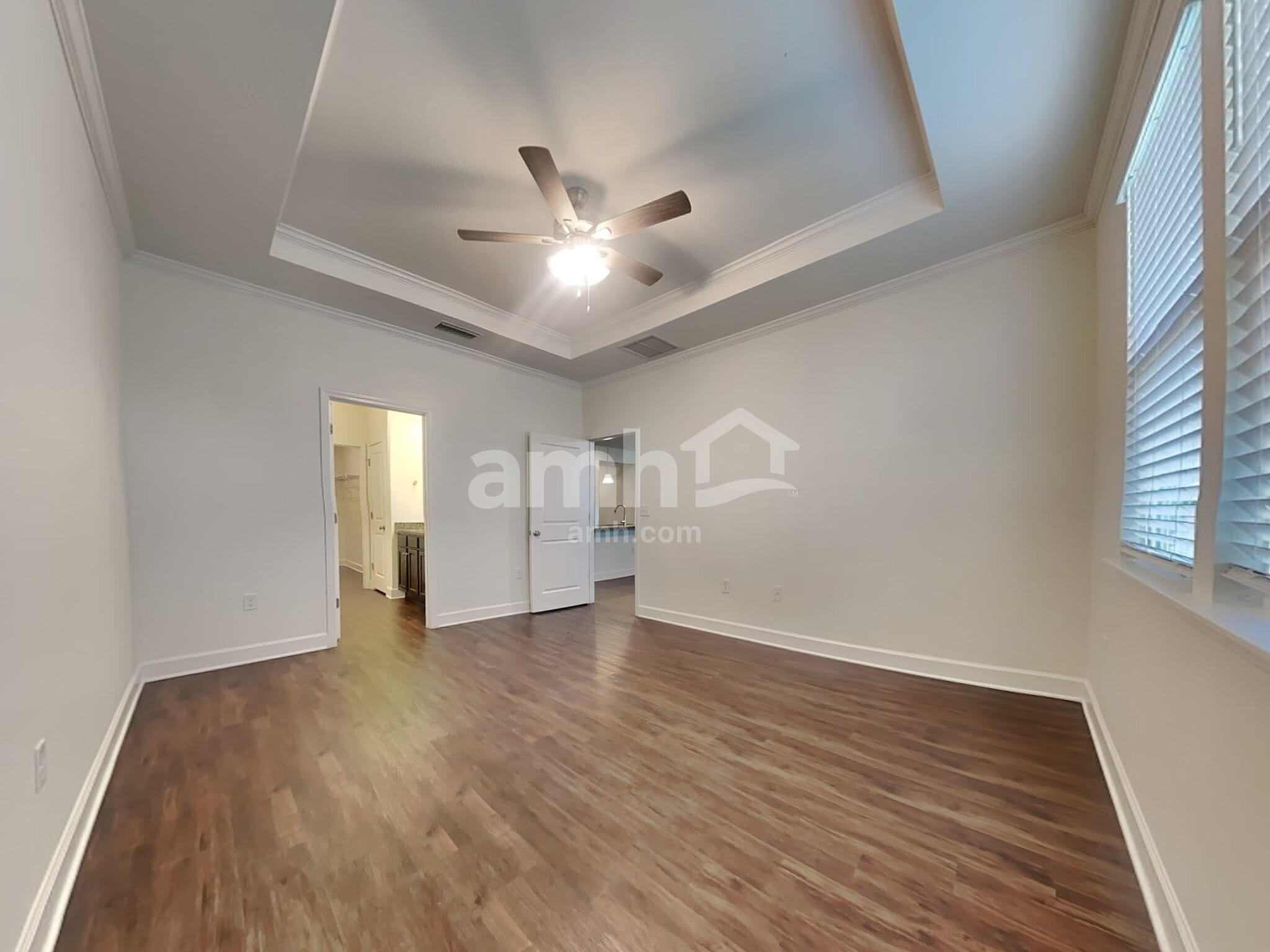 Building Photo - 130 Banyan Frst Dr