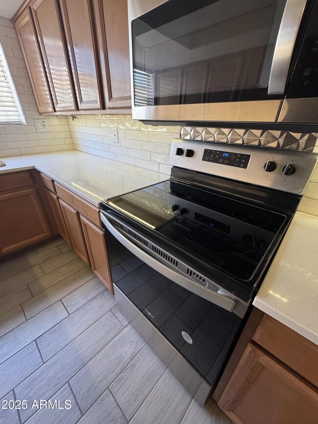 Building Photo - 2609 W Emile Zola Ave