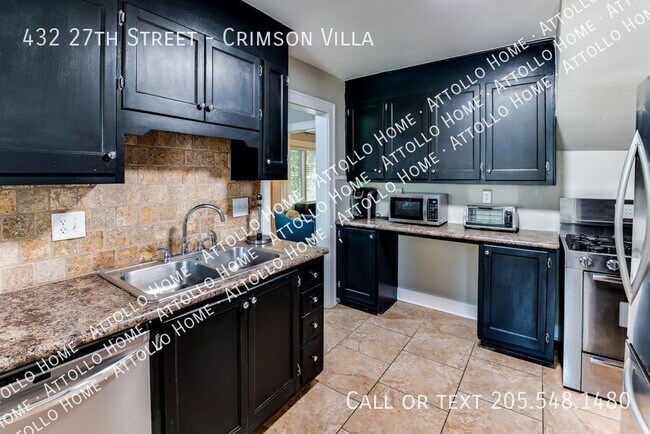 Building Photo - 432 27th St