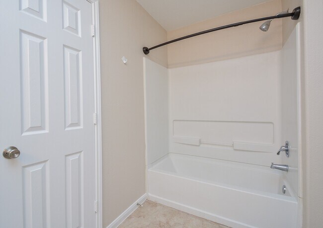 Building Photo - 29031 Rio Grande River Dr
