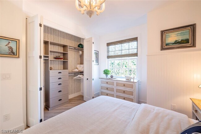 Building Photo - 1540 Clermont Dr