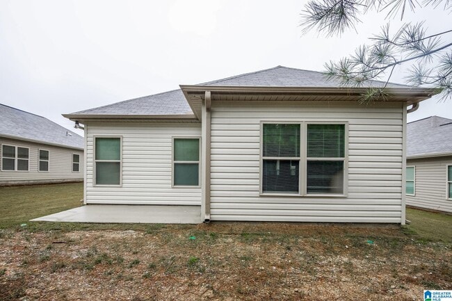 Building Photo - 865 Maple Trce