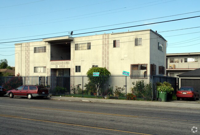 Primary Photo - Florentine Apartments