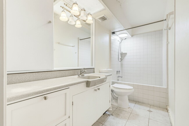 Building Photo - 3055 Pualei Cir