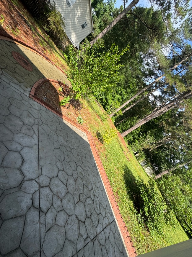 Building Photo - 7444 Berkshire Downs Dr