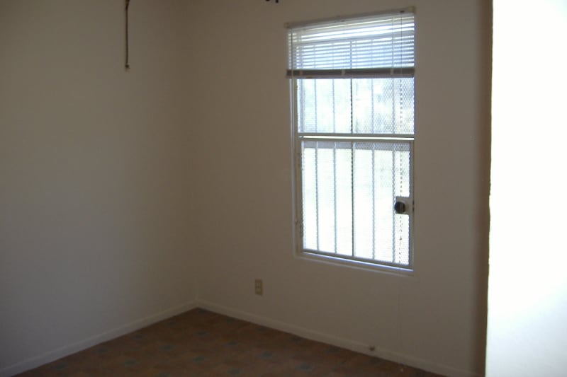 Building Photo - 536 J St