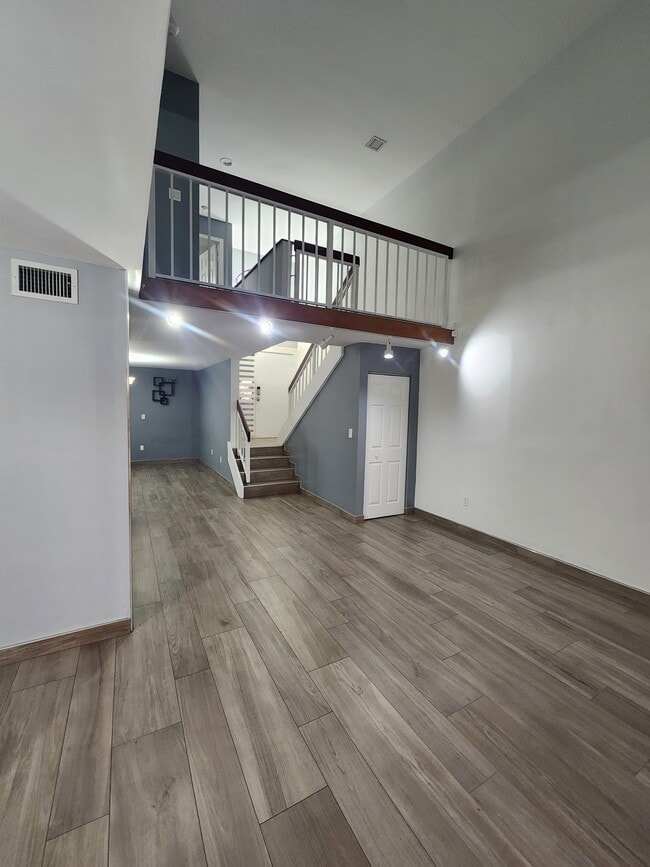 Building Photo - 1461 SW 124th Ct