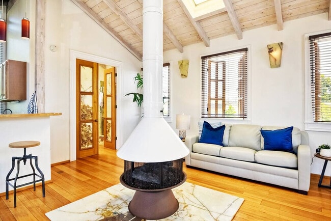 Building Photo - 1445-47 Neptune Ave