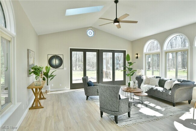 Building Photo - 4083 Arrel Rd