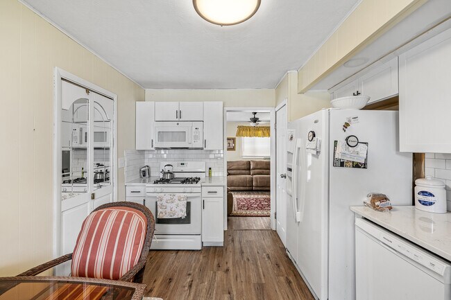 Building Photo - 39 Patton Rd