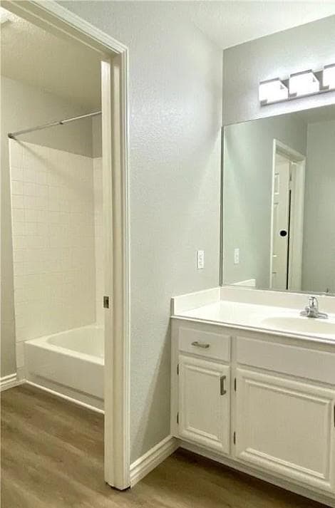 Building Photo - 9317 Mountain Rise Ave