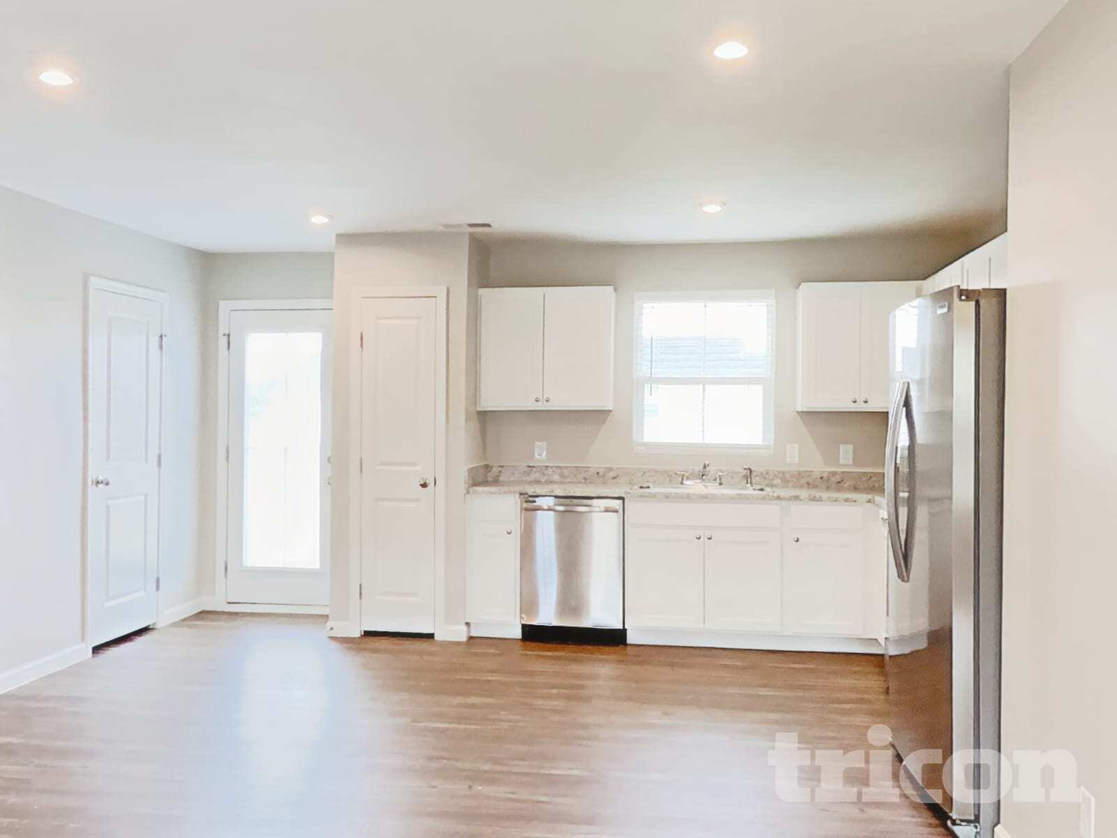 Building Photo - 711 Jacobs Trl