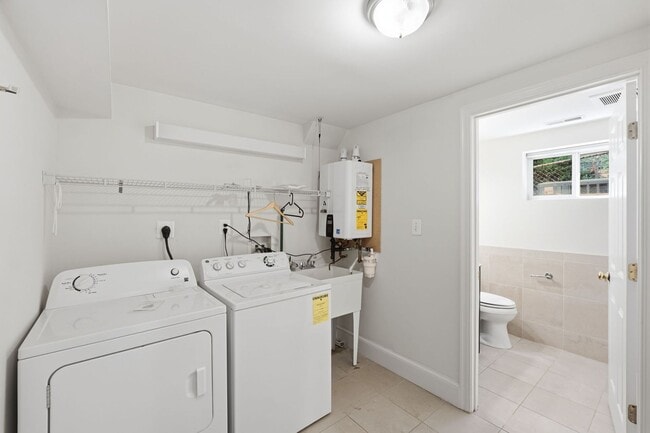 Building Photo - Chevy Chase Home | 4 Bed | 3.5 Bath | 2,500 Sf | Driveway Parking | Large Fenced-In Backyard w/ Deck