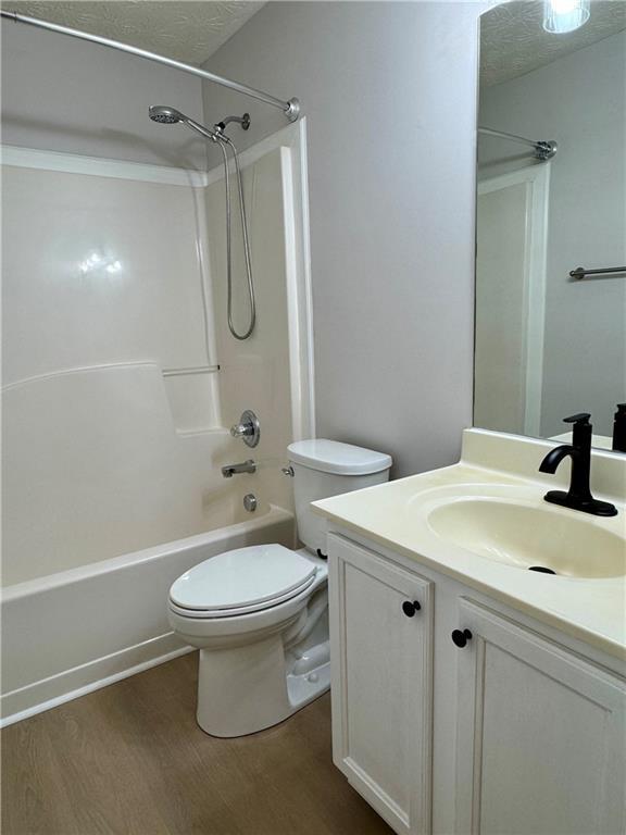 Building Photo - 673 Kenridge Dr