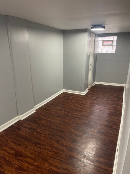 Building Photo - 7630 S Emerald Ave